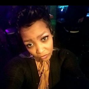 Meet your Posher, Temeka